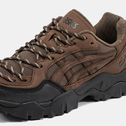 Asics Gel-Pickax Brown