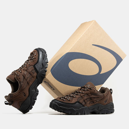 Asics Gel-Pickax Brown