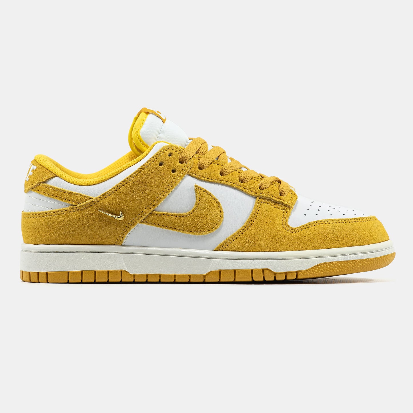 Nike SB Dunk Low Sail Yellow White