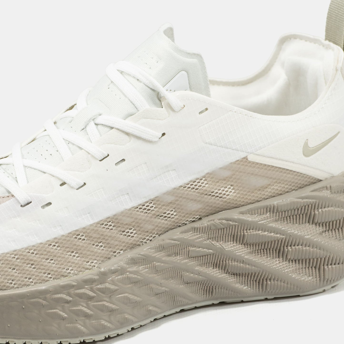 Nike Ava Rover Beige White