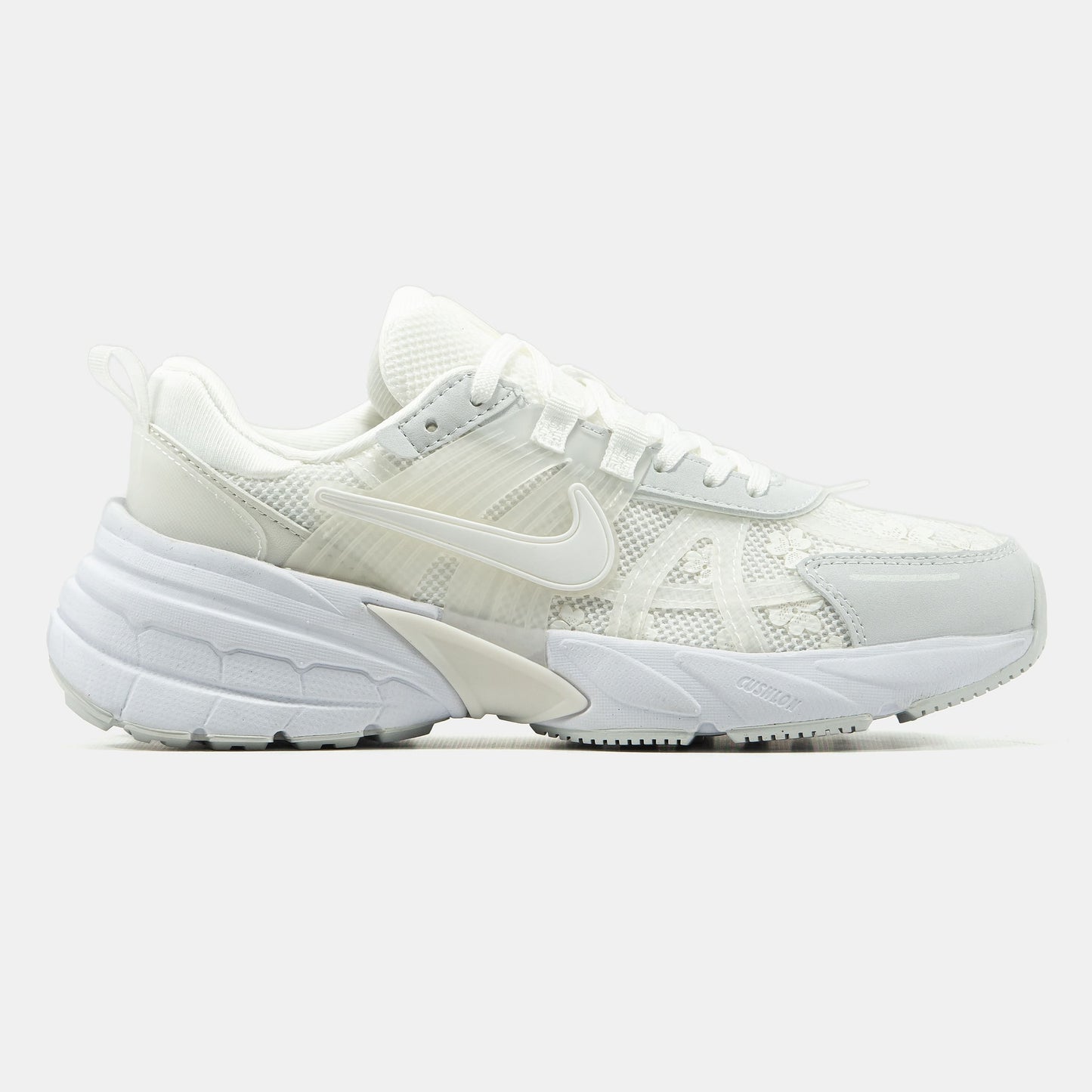 Nike V2K Runtekk White Flowers