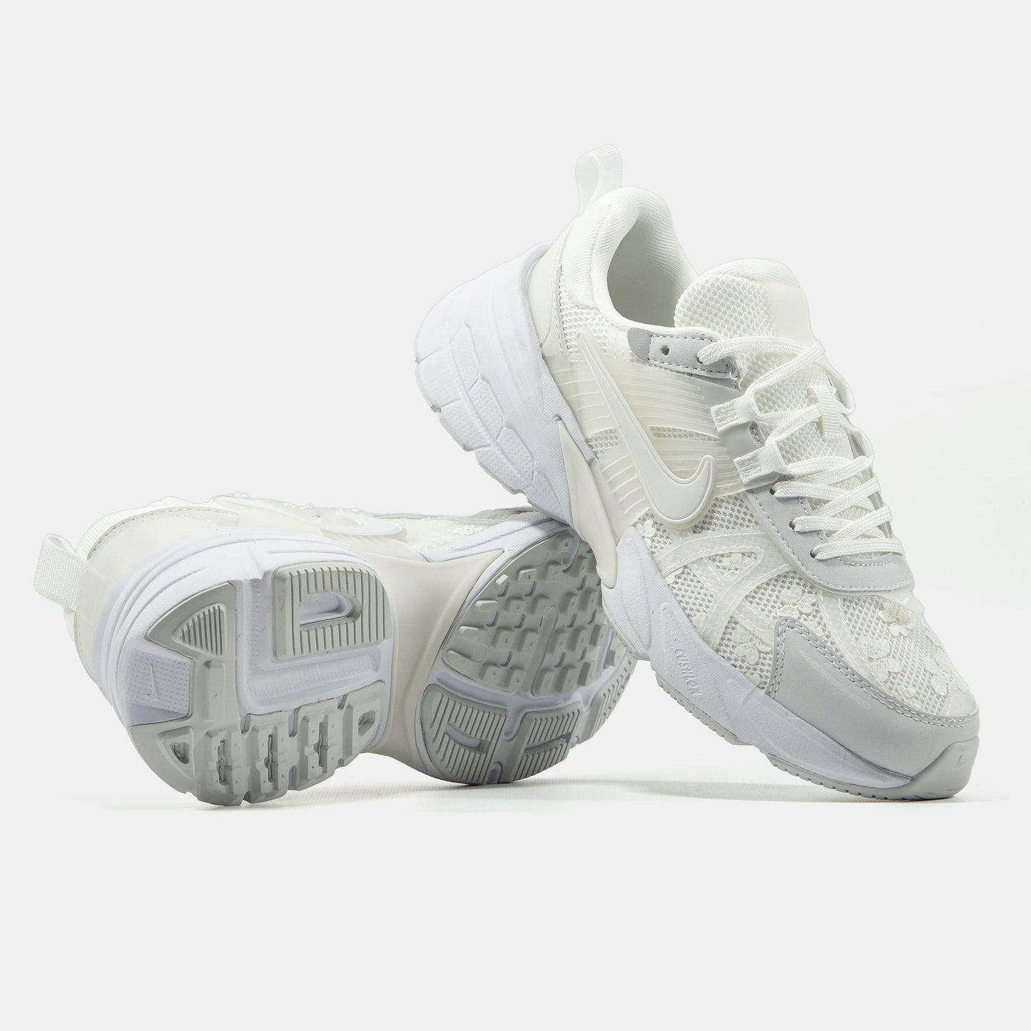 Nike V2K Runtekk White Flowers