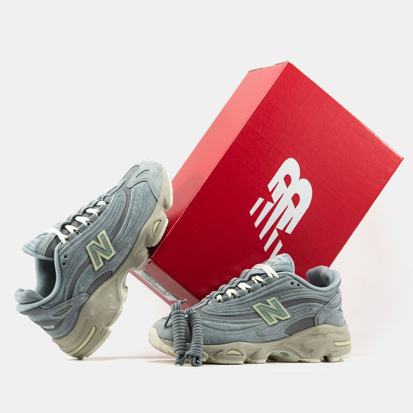 New Balance 1000 x KITH Grey Beige