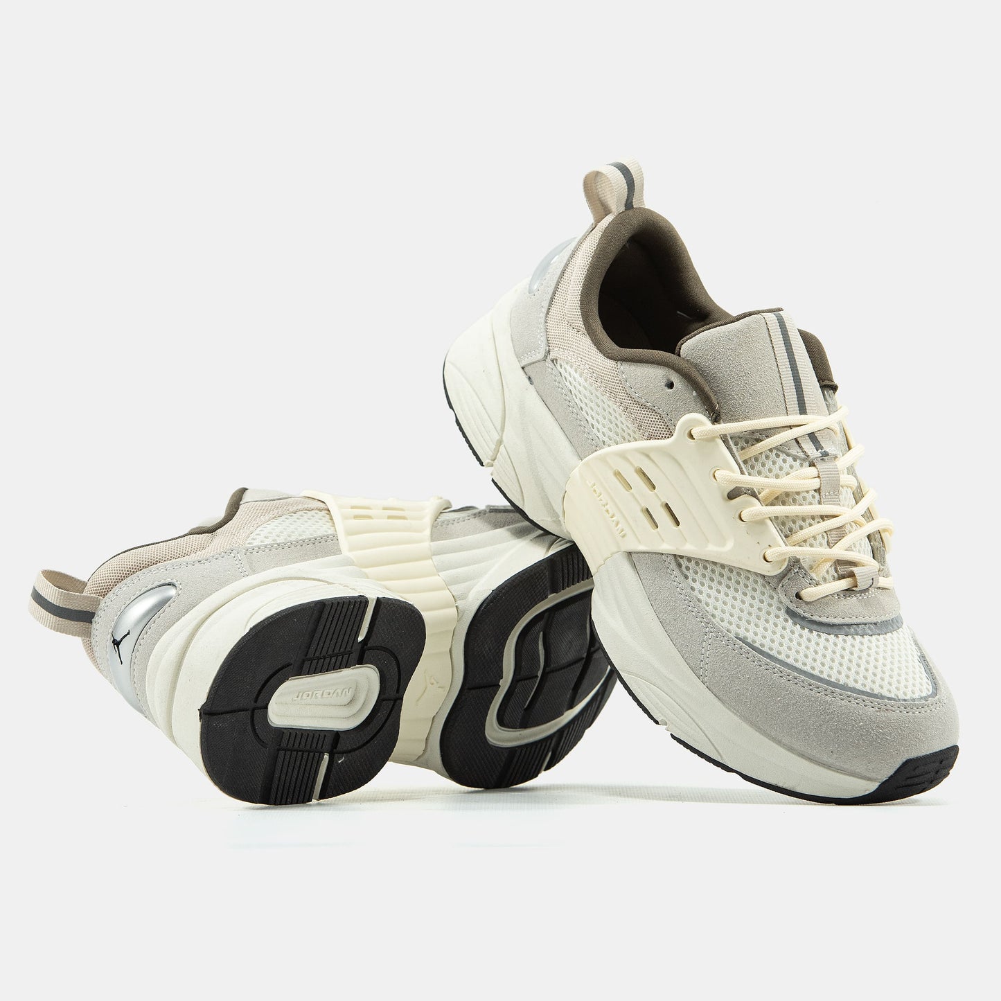 Nike Air Jordan Trunner Beige