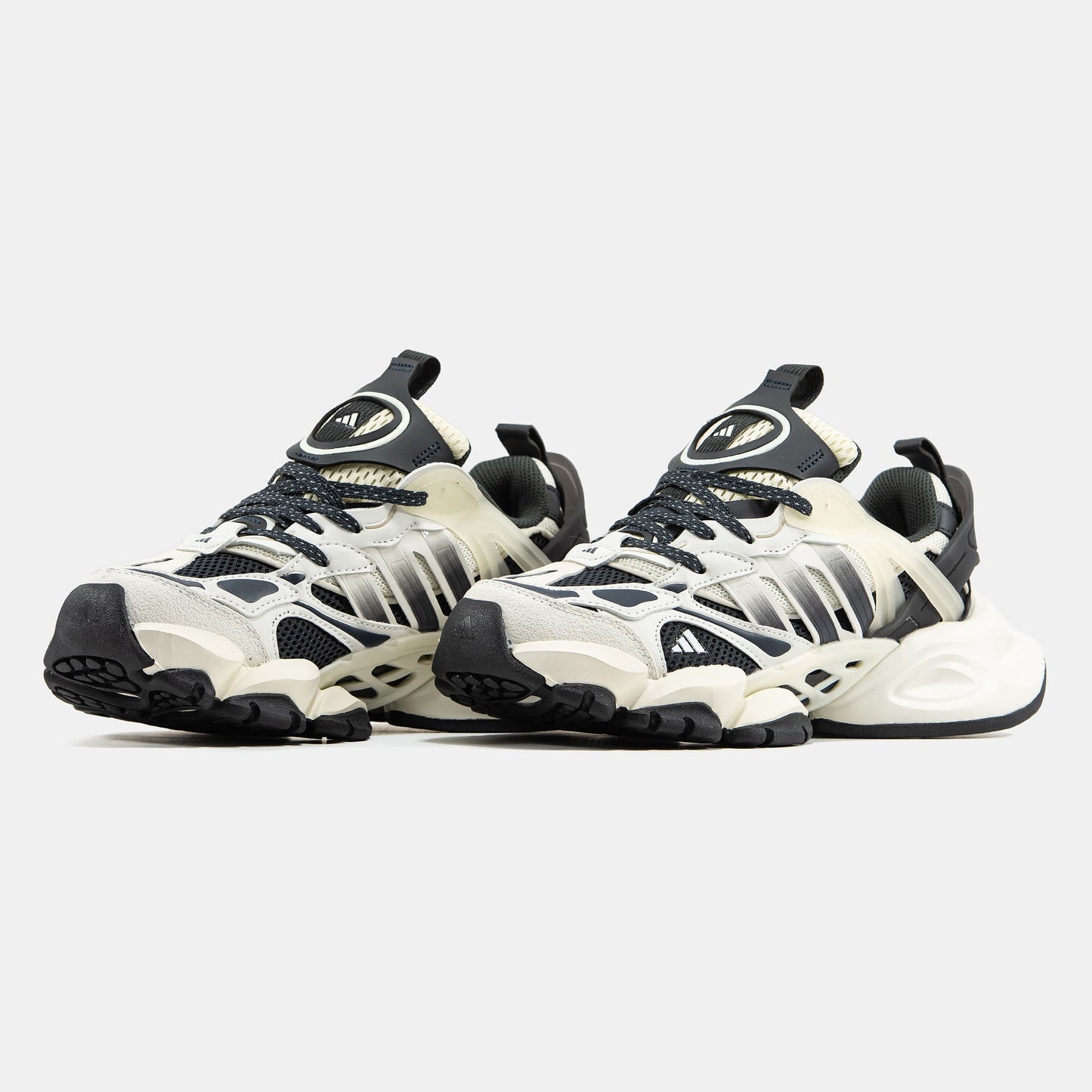 Adidas Vento XLG Deluxe White Grey Black