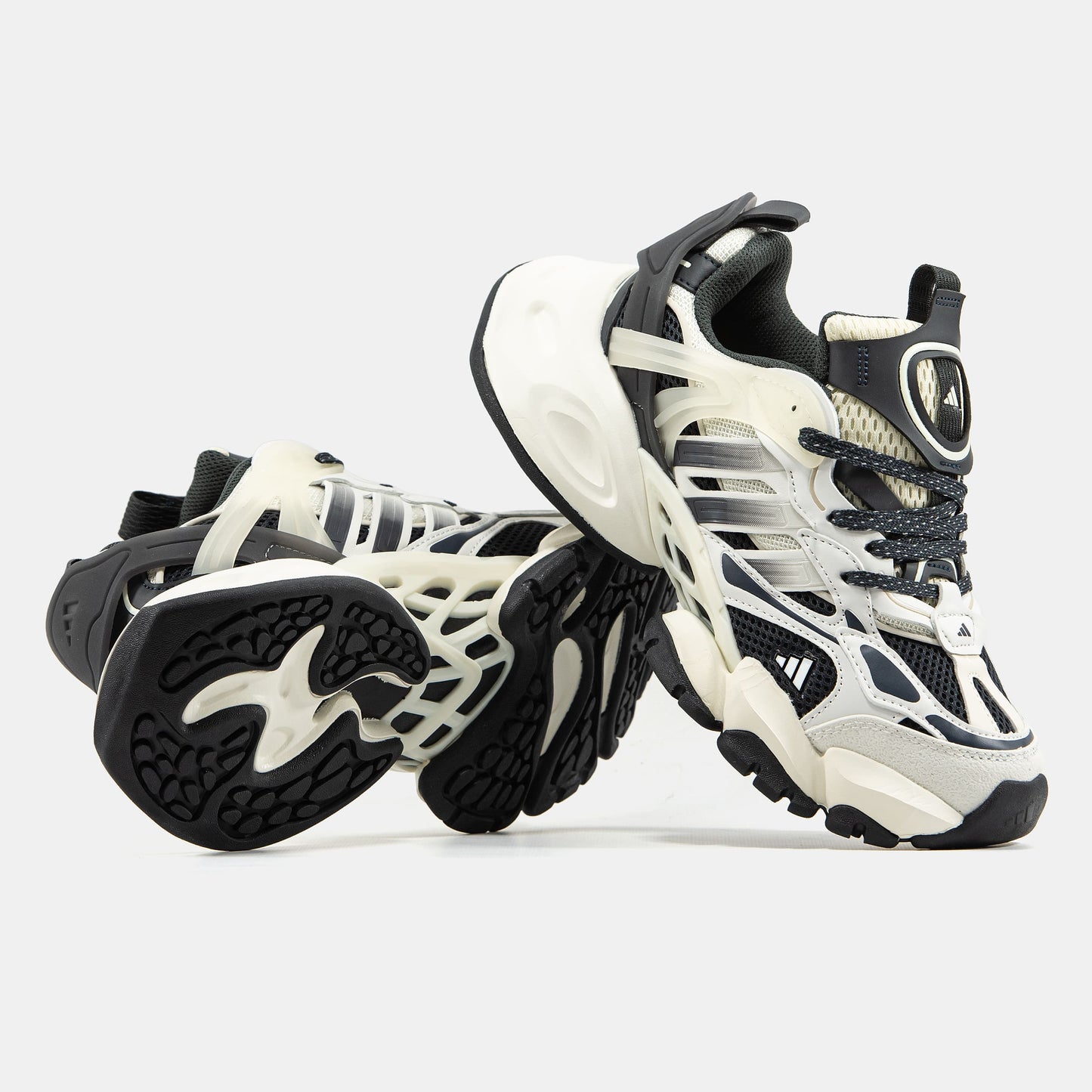 Adidas Vento XLG Deluxe White Grey Black