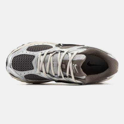 Nike V5 RNR Brown