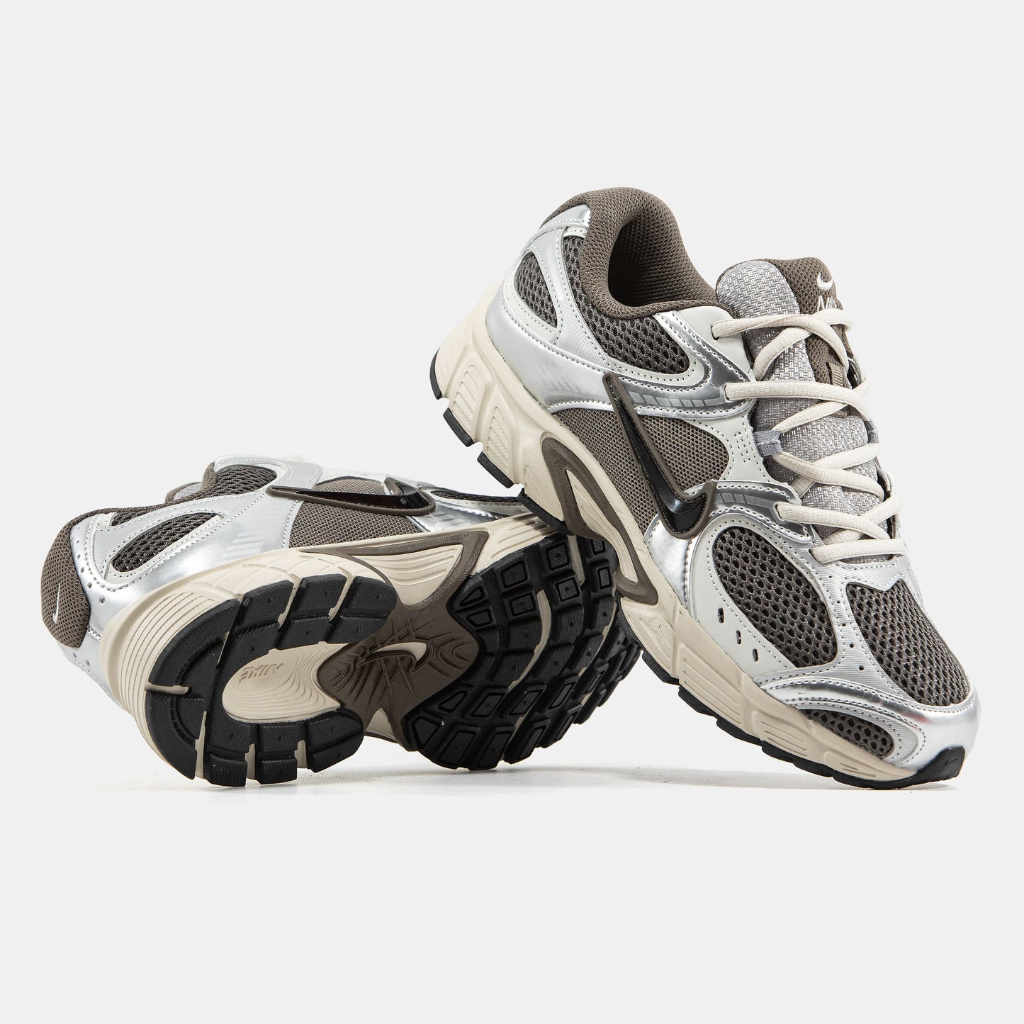 Nike V5 RNR Brown