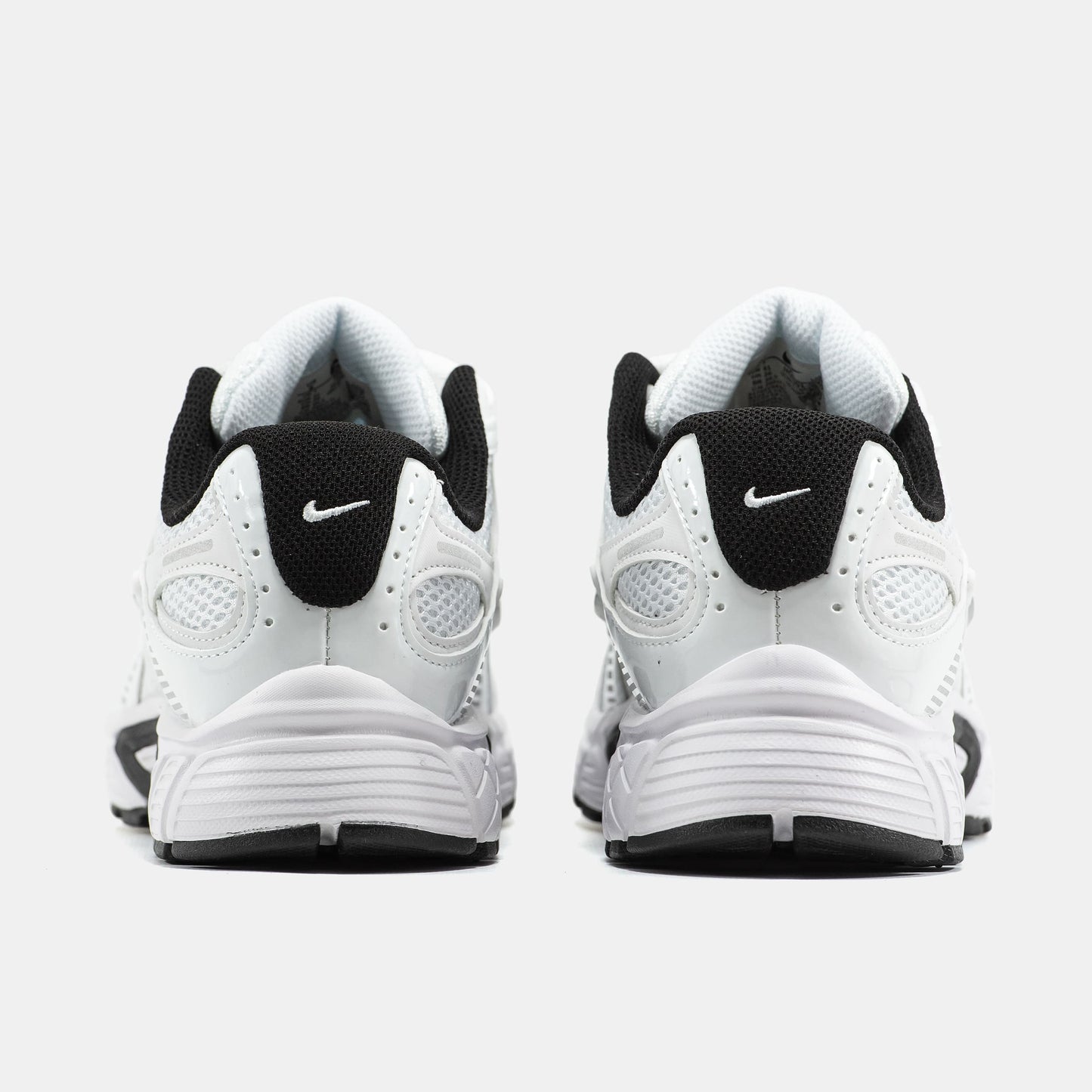 Nike V5 RNR White Black