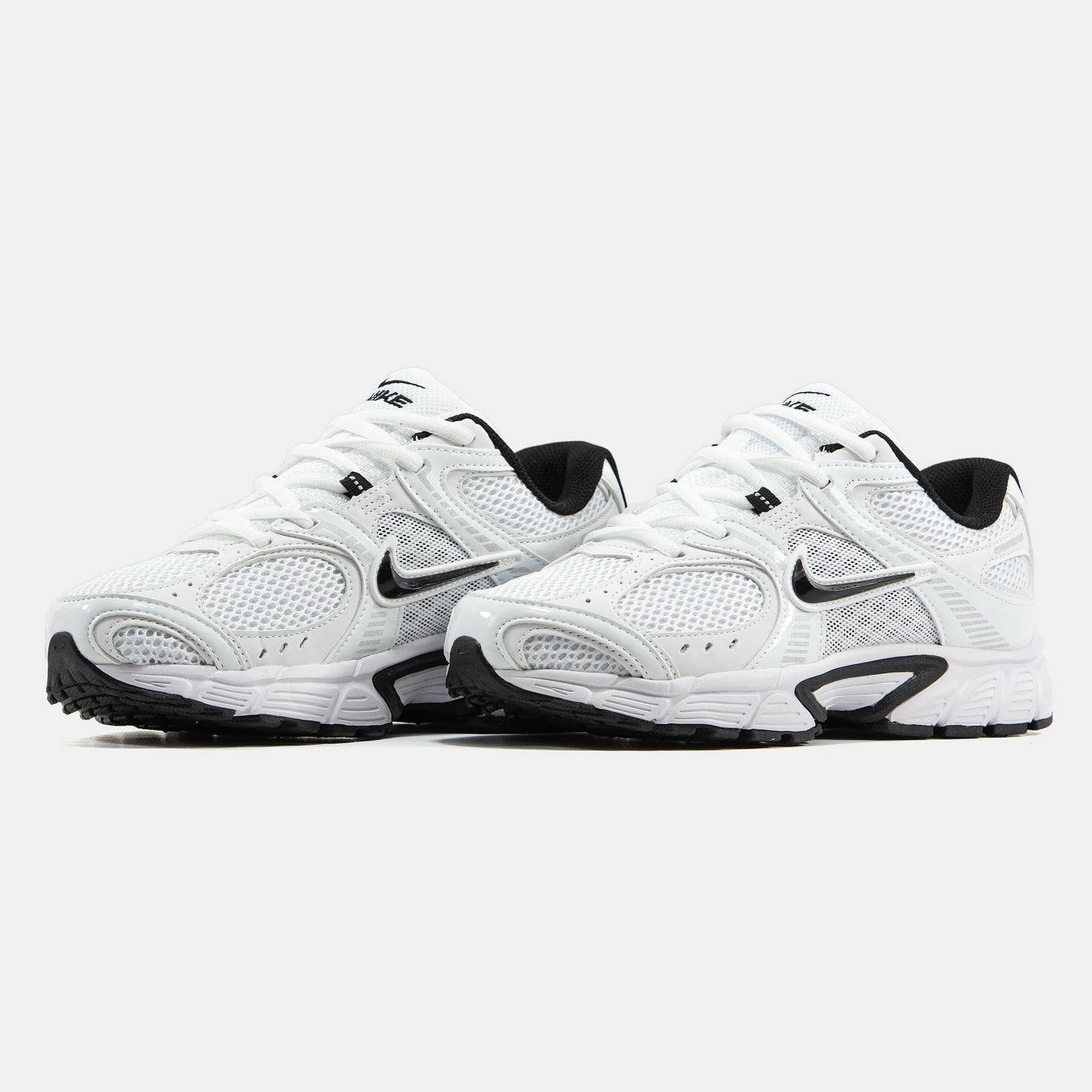 Nike V5 RNR White Black