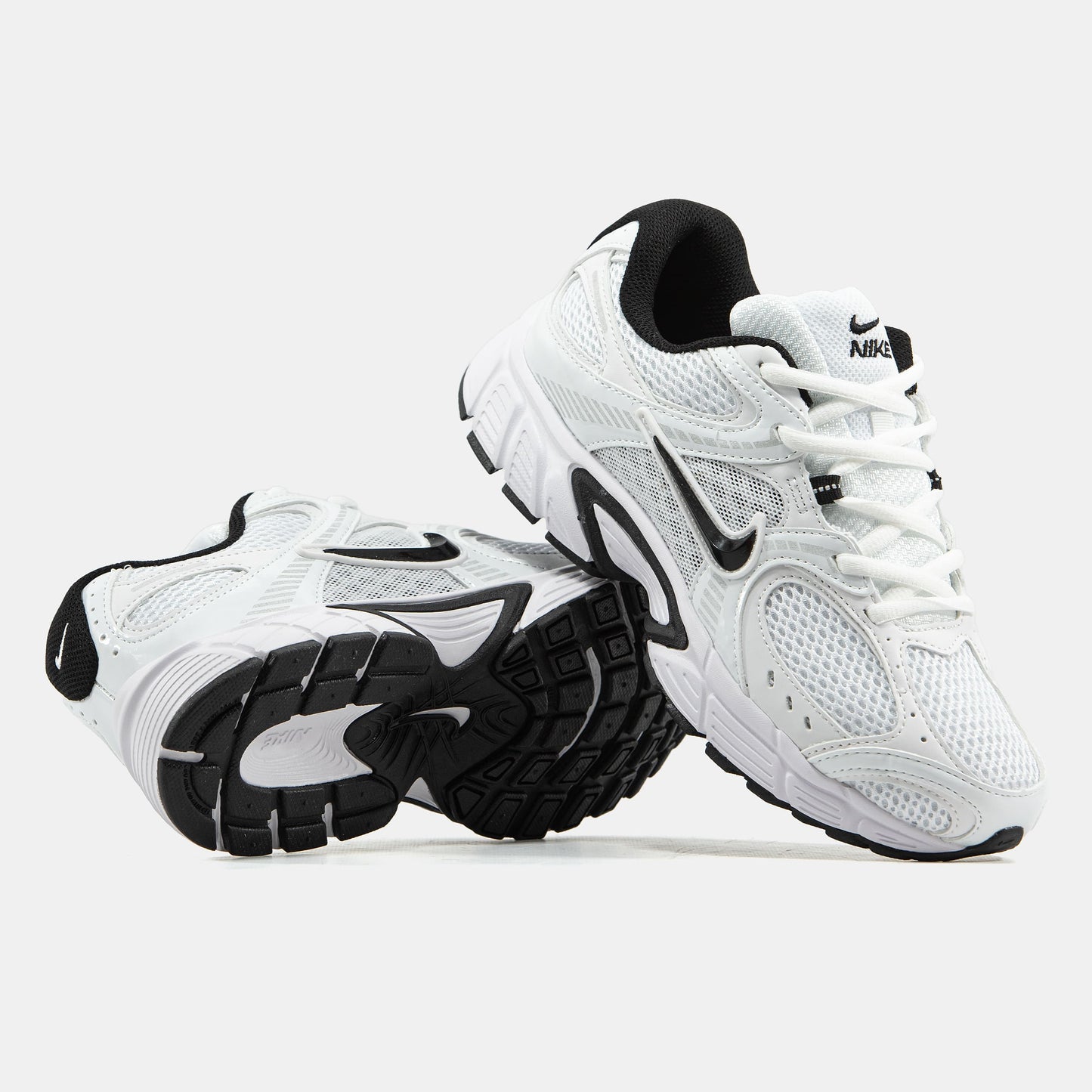 Nike V5 RNR White Black