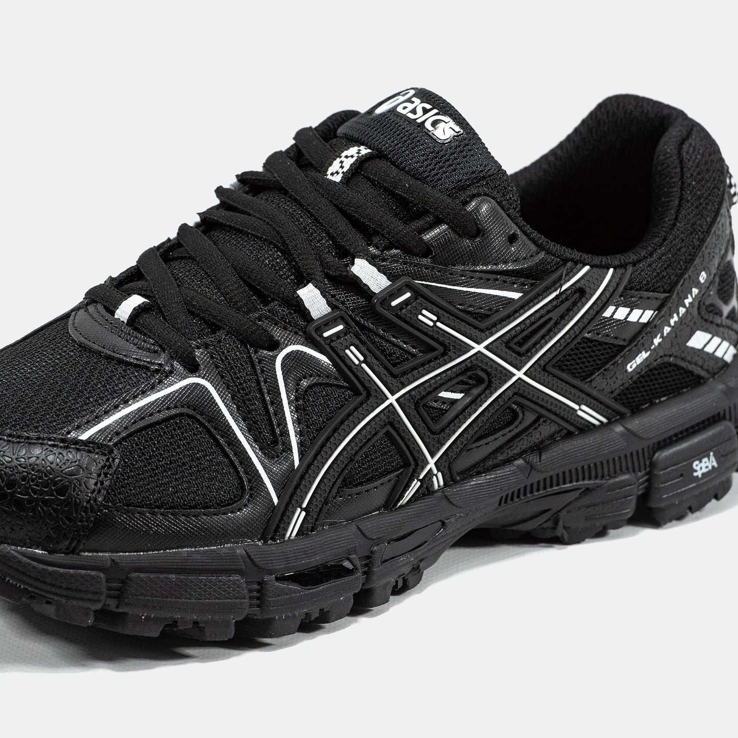 Asics Gel-Kahana 8 Black White Lines