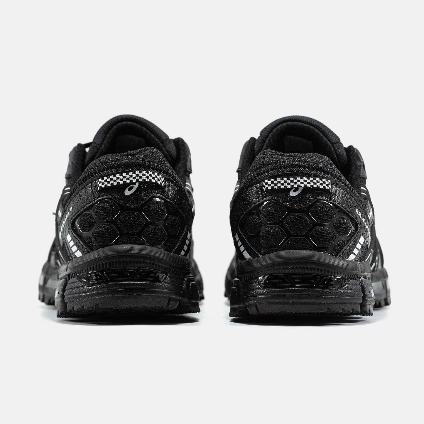 Asics Gel-Kahana 8 Black White Lines