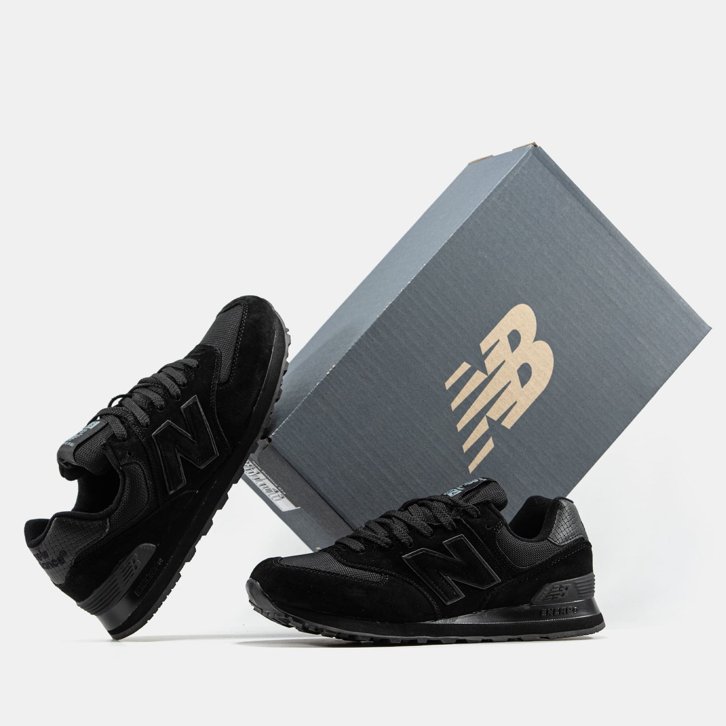 New Balance 574 Classic All Black