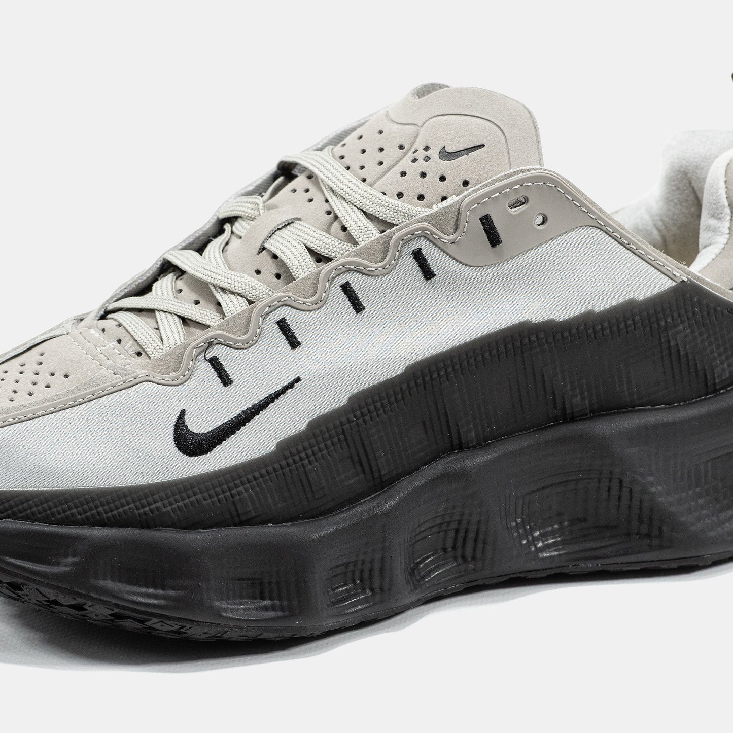 Nike Ava Rover Black Grey