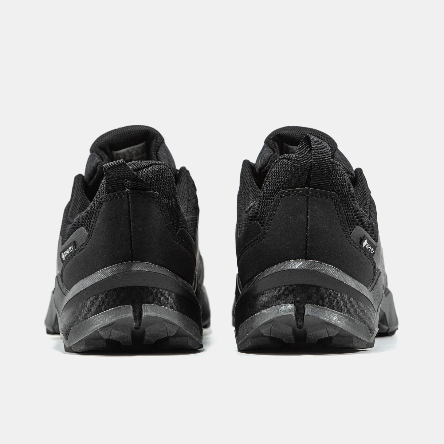 Adidas Terrex AX4 Gore-Tex Termo Black Grey