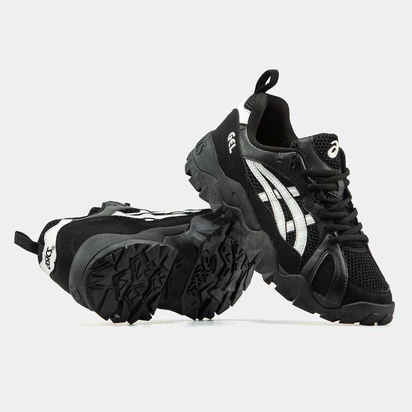 Asics Gel-Truck Black White
