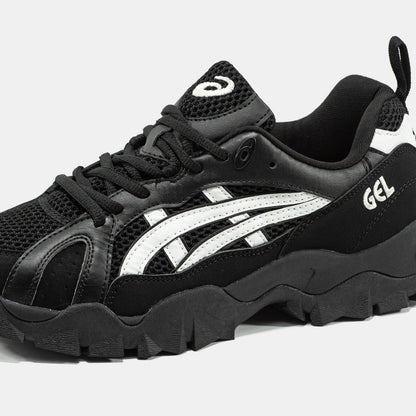 Asics Gel-Truck Black White