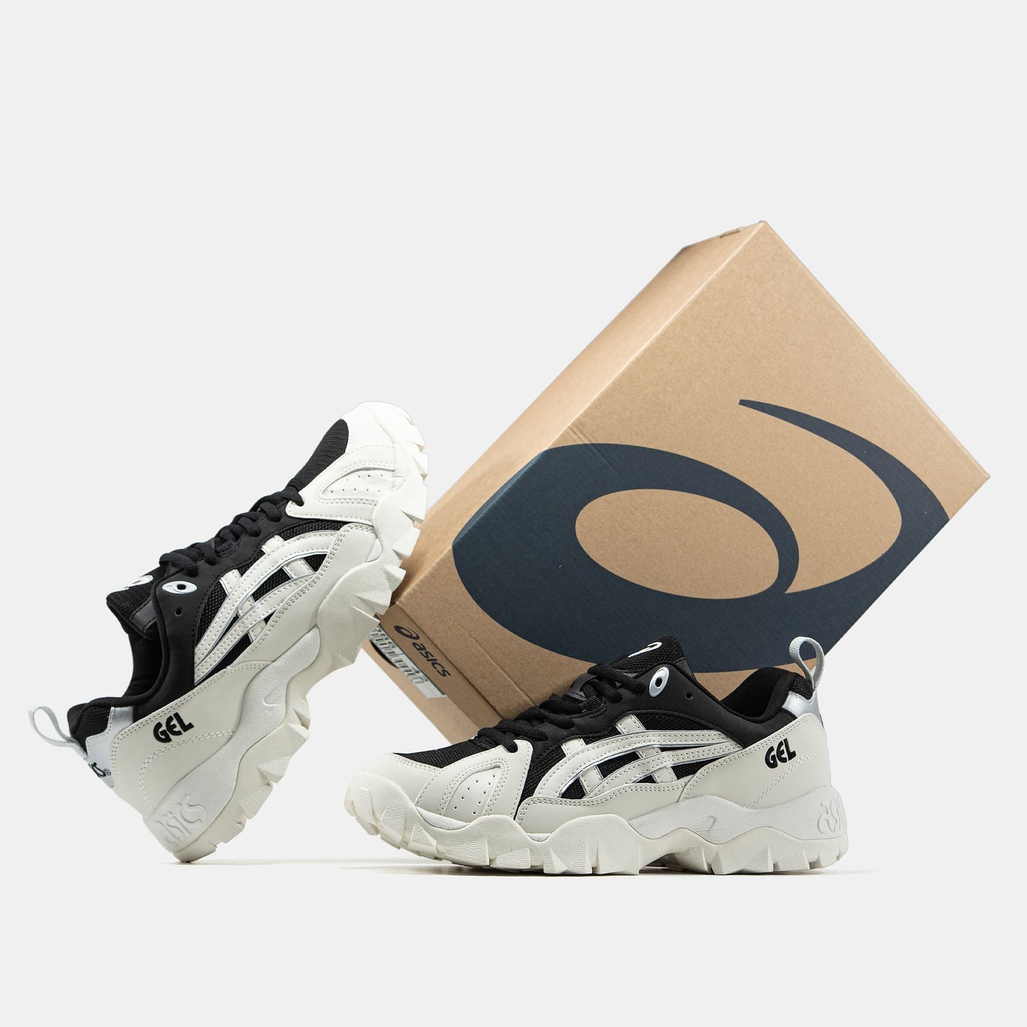 Asics Gel-Truck White Black