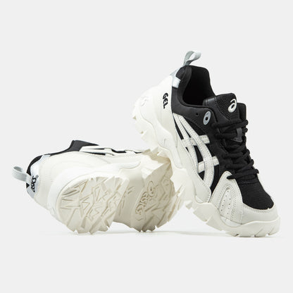 Asics Gel-Truck White Black