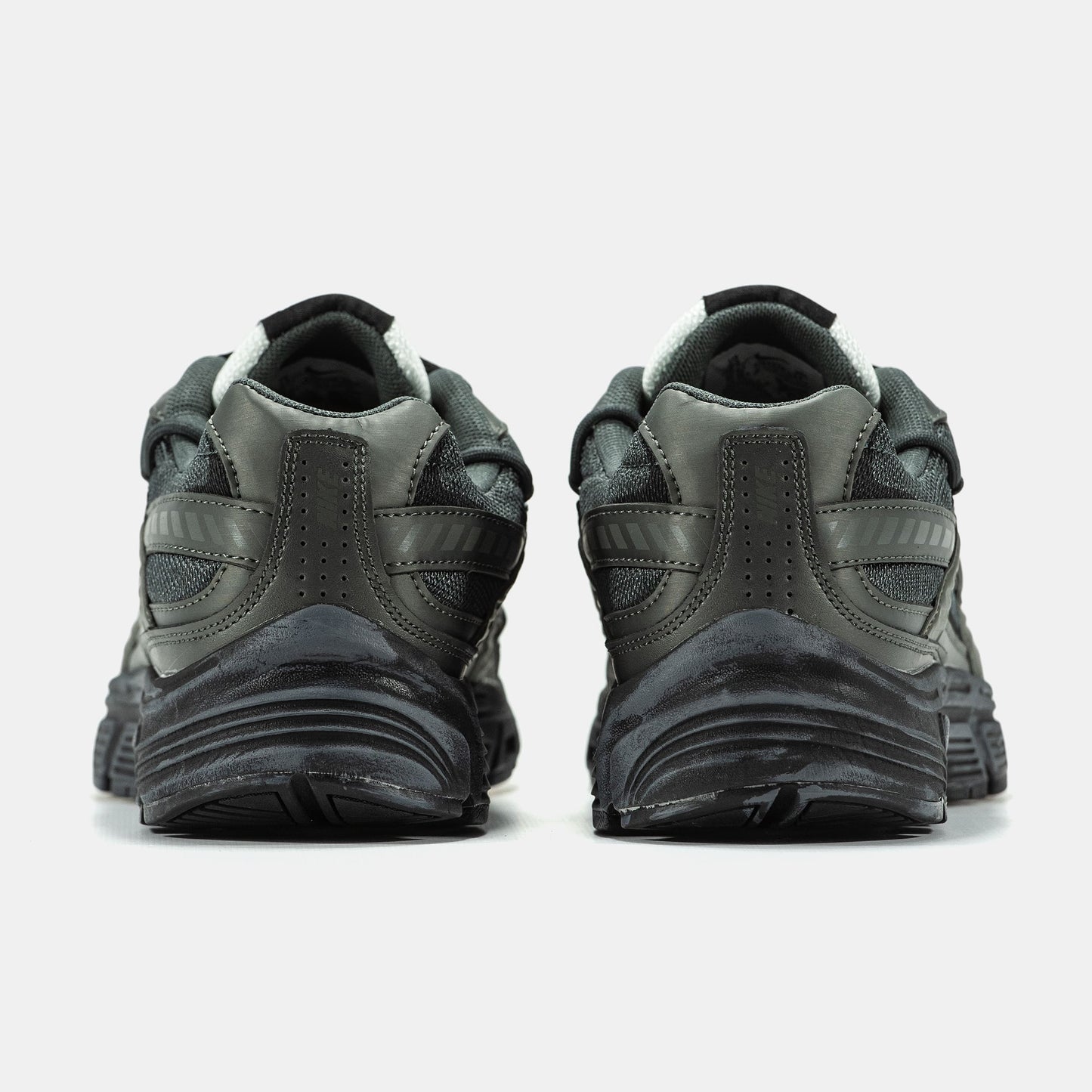 Nike Initiator Custom Olive