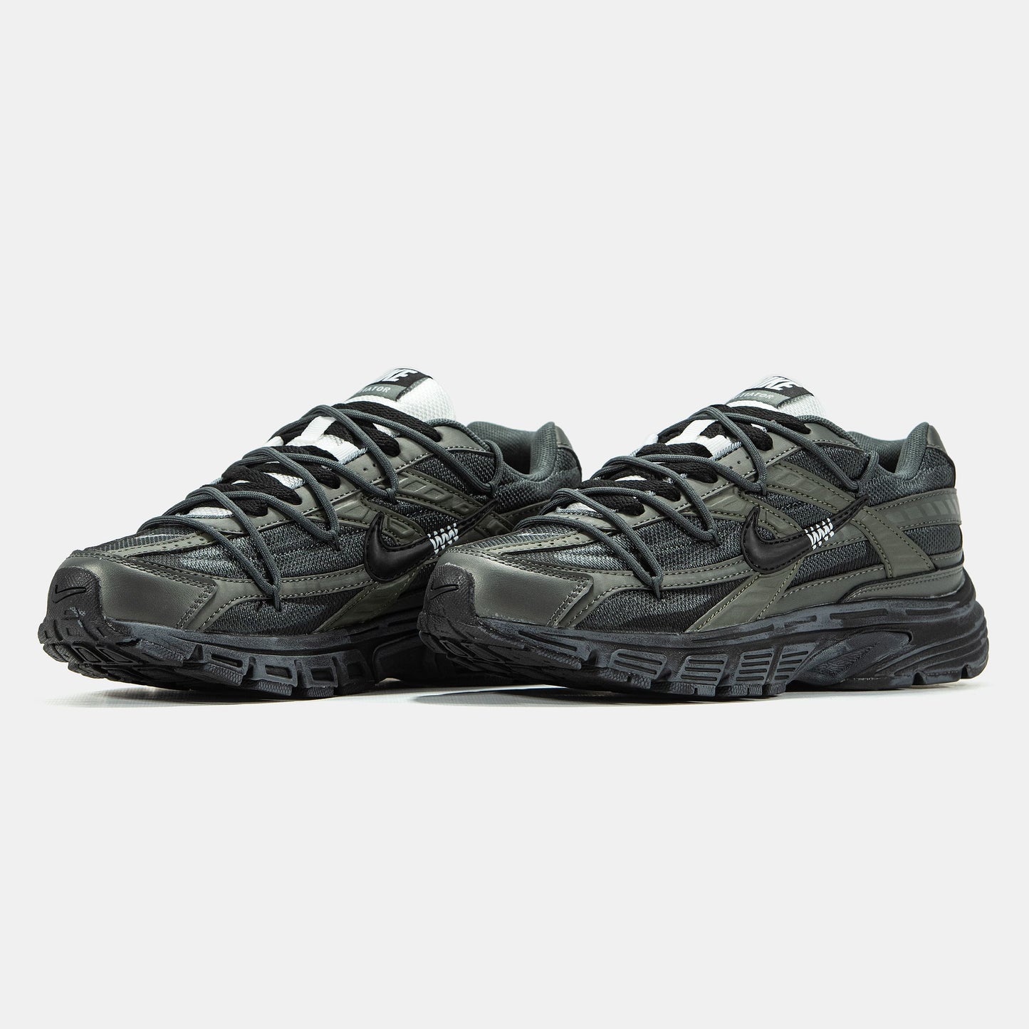 Nike Initiator Custom Olive