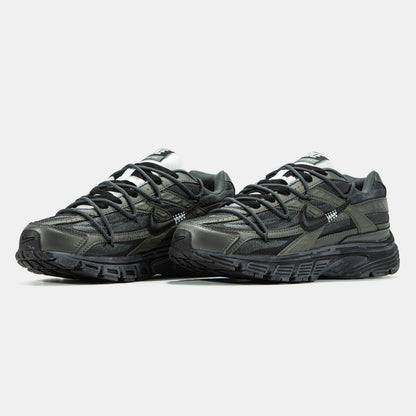 Nike Initiator Custom Olive