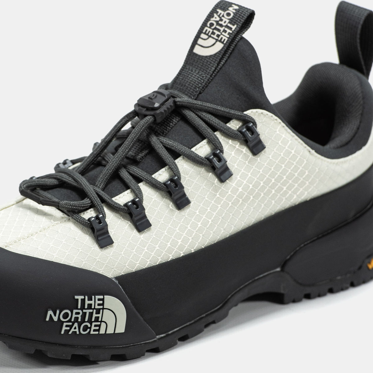 The North Face Glenclyffe Low Gore-Tex Black White