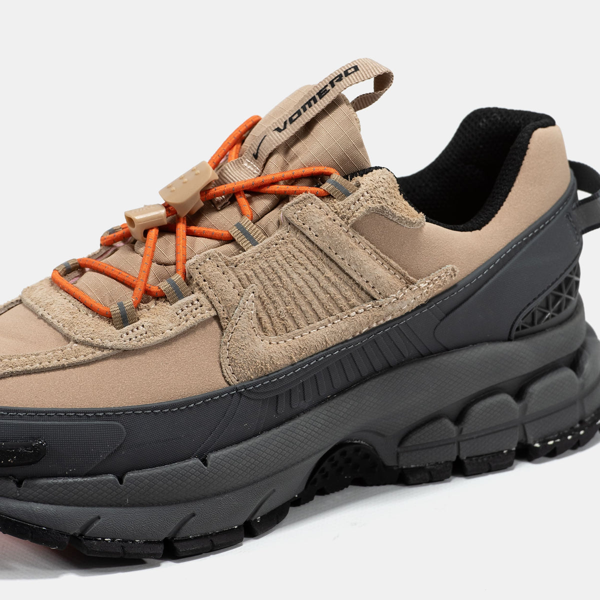 Nike Air Zoom Vomero Roam Brown Black
