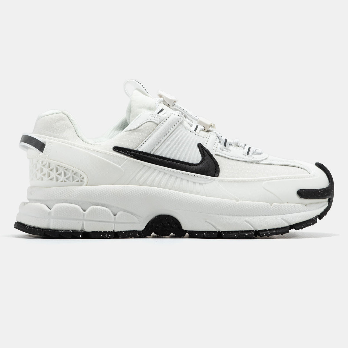 Nike Air Zoom Vomero Roam White Black Logo