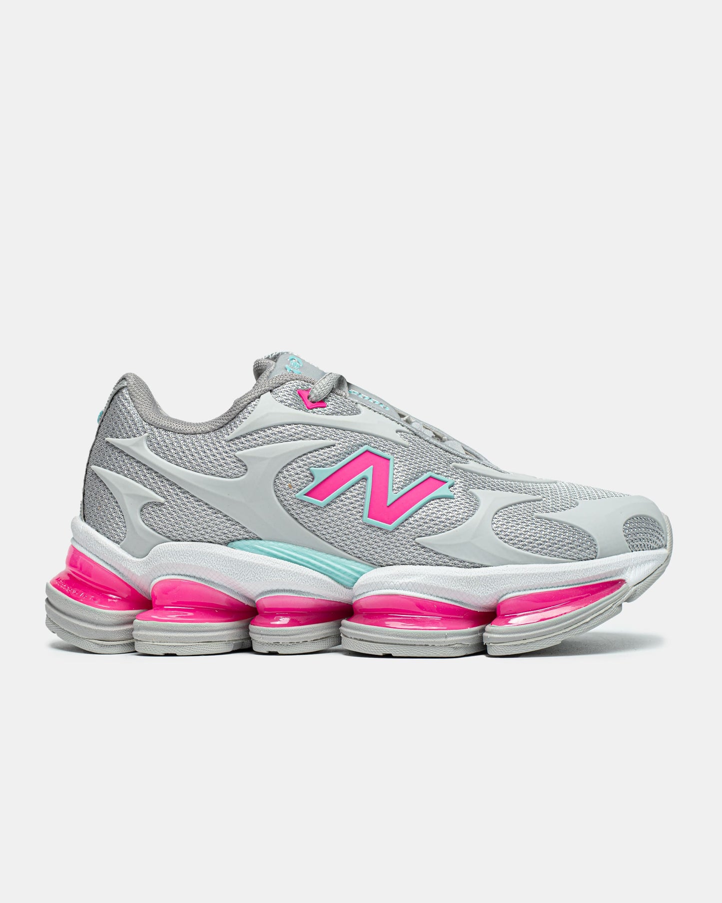 New Balance 2000 Grey Pink