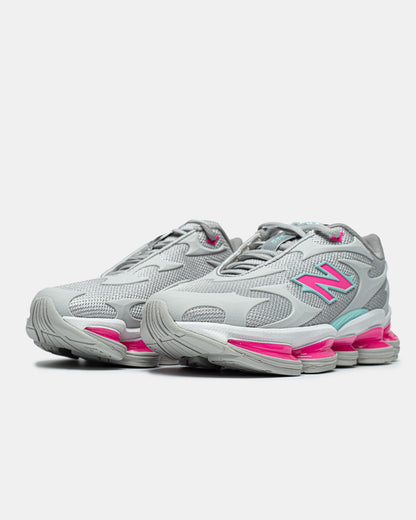 New Balance 2000 Grey Pink