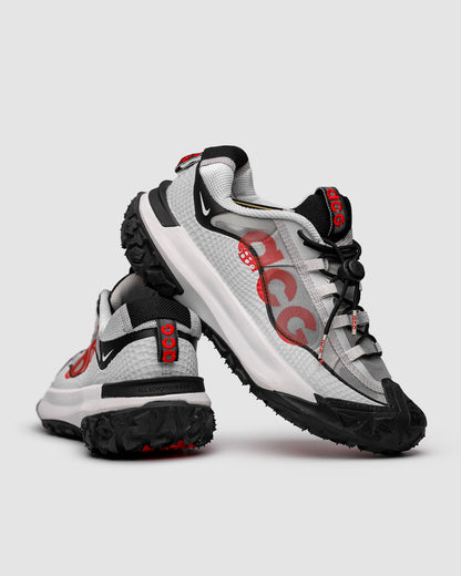 Nike ACG Mountain Fly 2 Low Grey Red