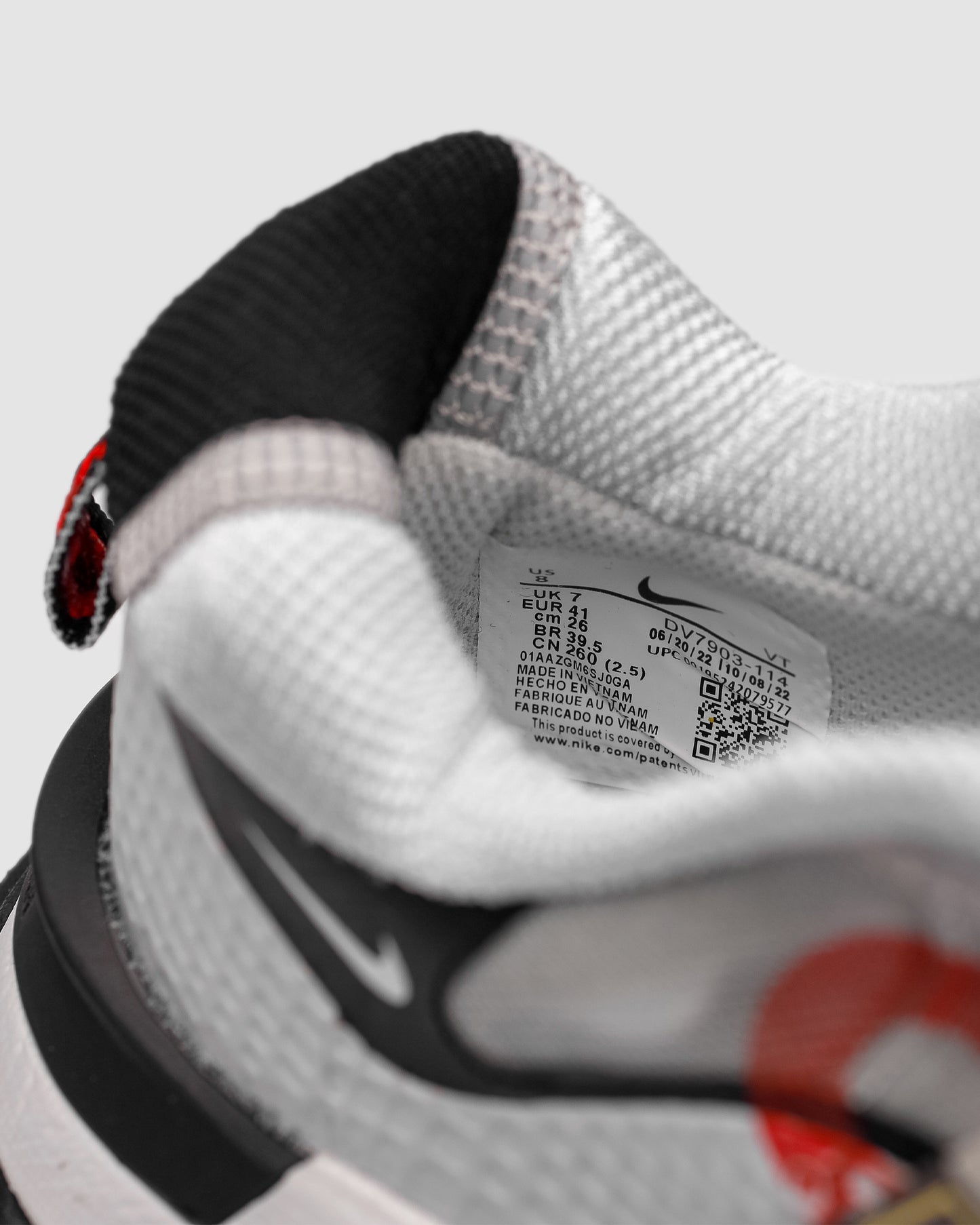 Nike ACG Mountain Fly 2 Low Grey Red