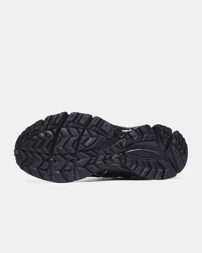 Asics Gel-Kahana 8 Black White Stripes Gore-Tex