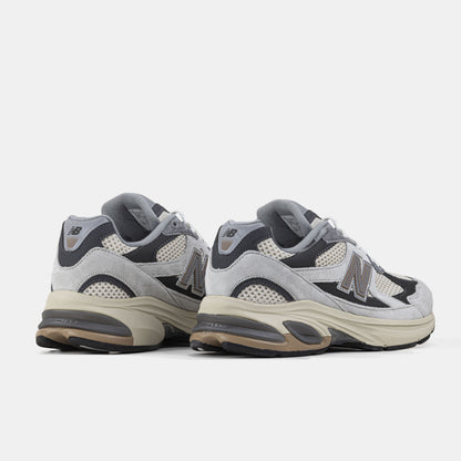 New Balance 2010 Beige