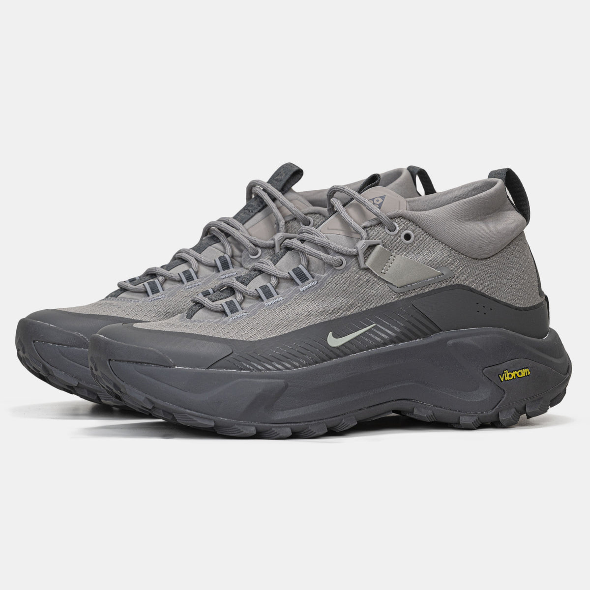 Nike ACG Zegama Vibram Gray