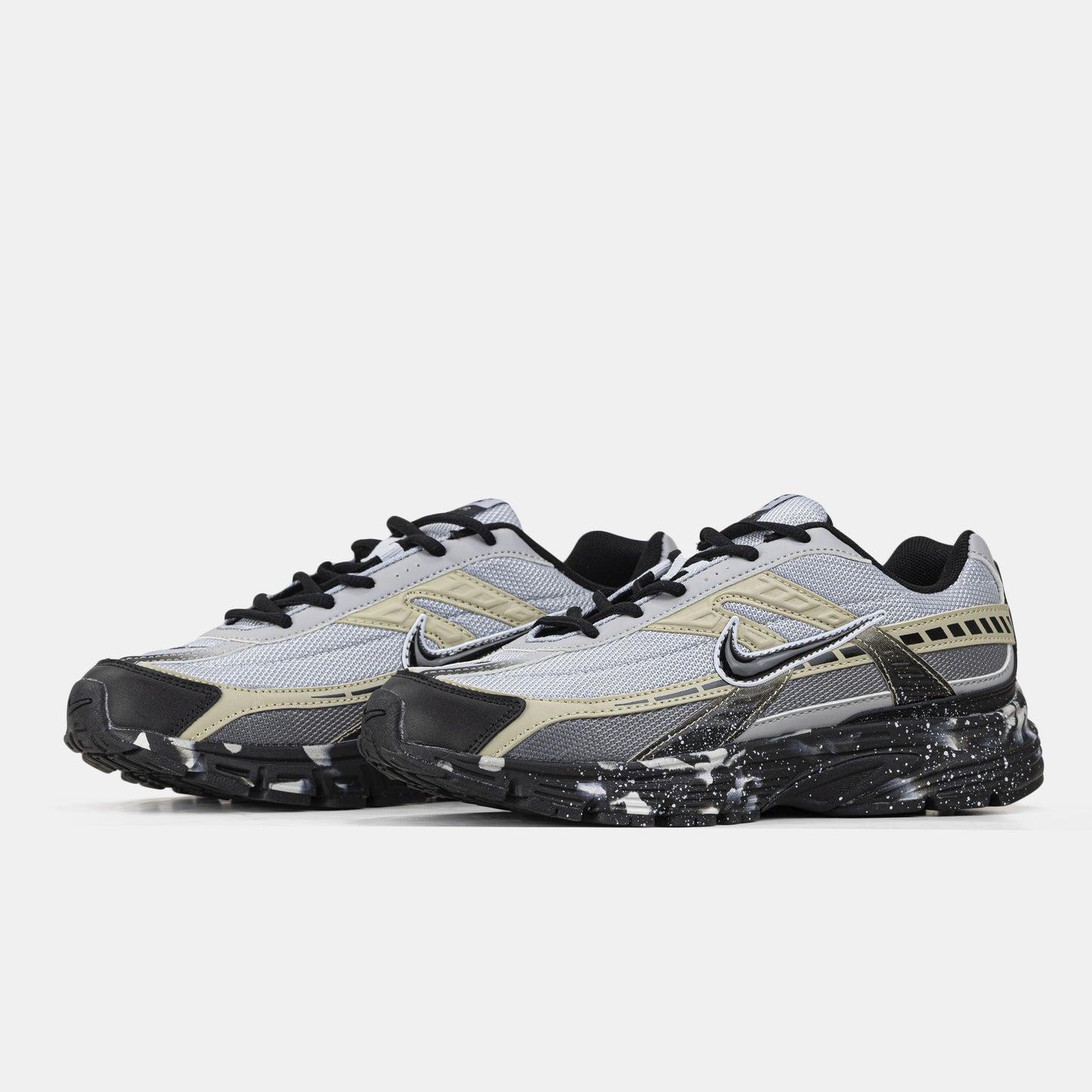 Nike Initiator Grey Black Custom