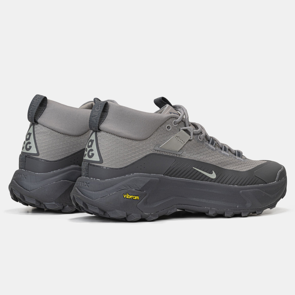 Nike ACG Zegama Vibram Gray