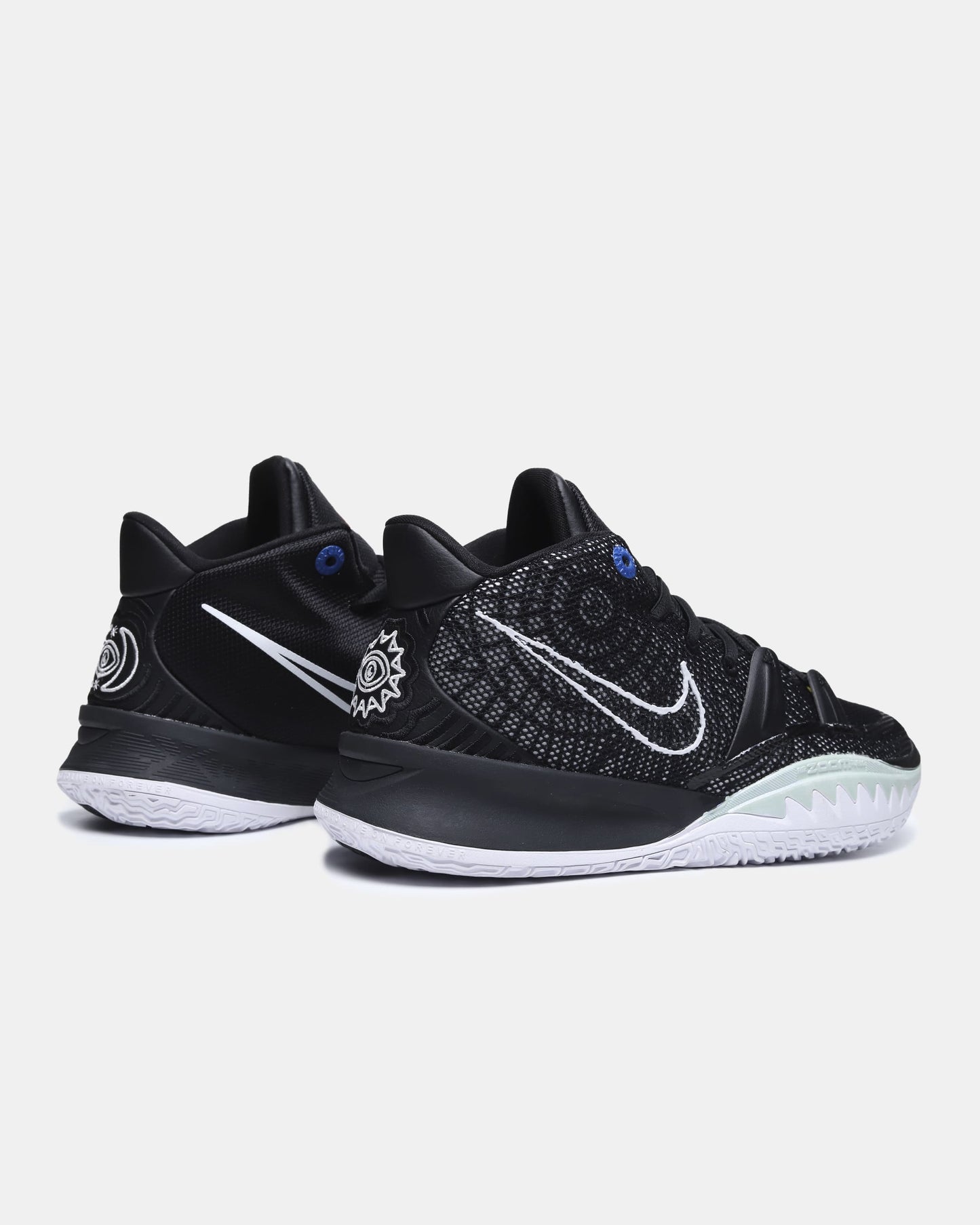 Nike Kyrie 7 Brooklyn