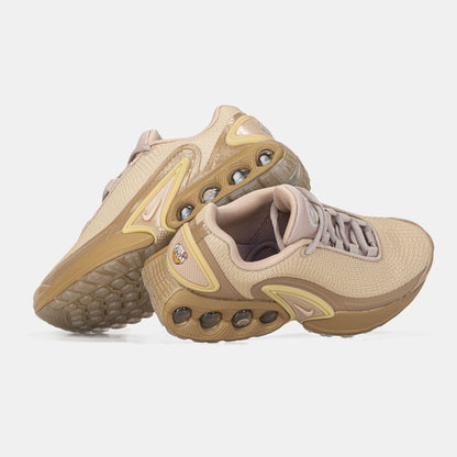 Nike Air Max DN Isa Beige