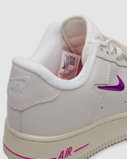 Nike Air Force 1’07SE Coconut Mink / Playful Pink