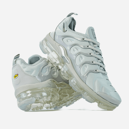 Nike Air Vapor Max Plus Triple Grey