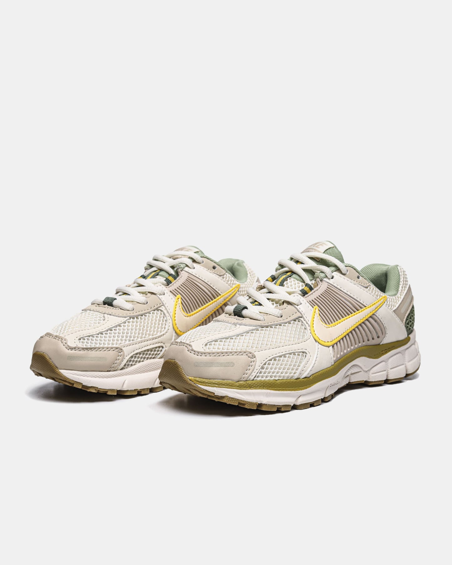 Nike Air Zoom Vomero 5 Pale Ivory Oil Green