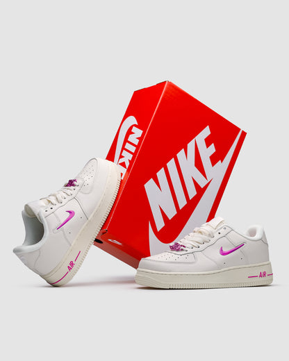 Nike Air Force 1’07SE Coconut Mink / Playful Pink