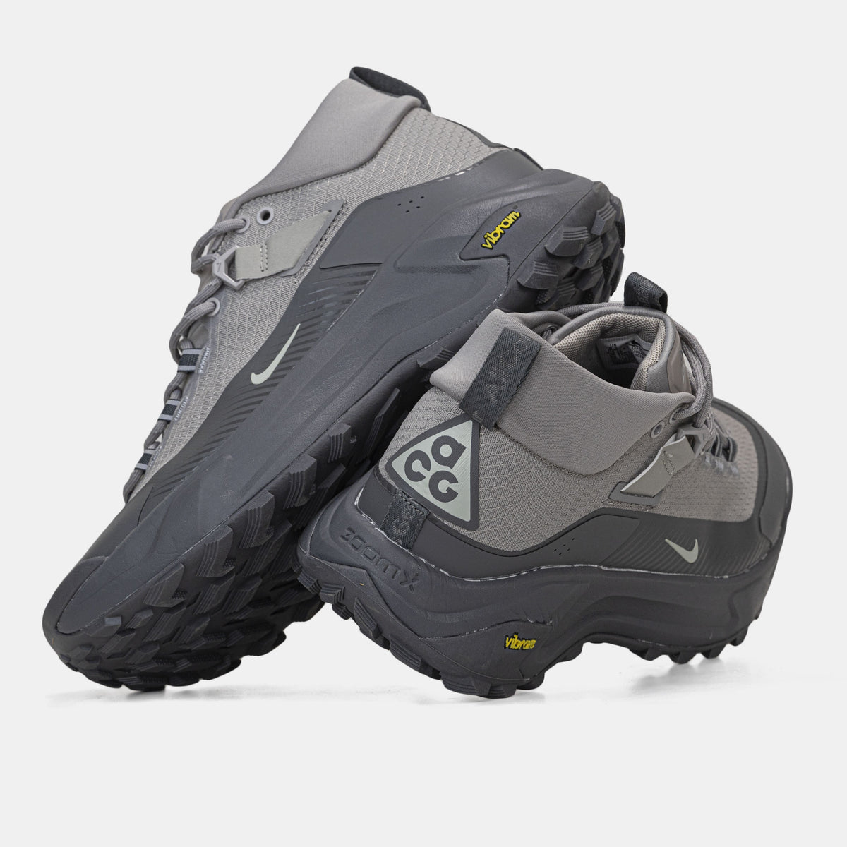 Nike ACG Zegama Vibram Gray