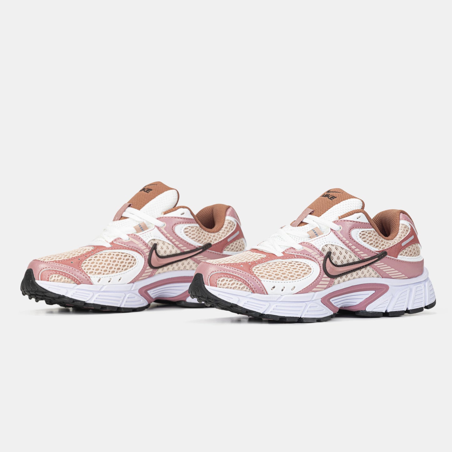 Nike V5 RNR Pink White