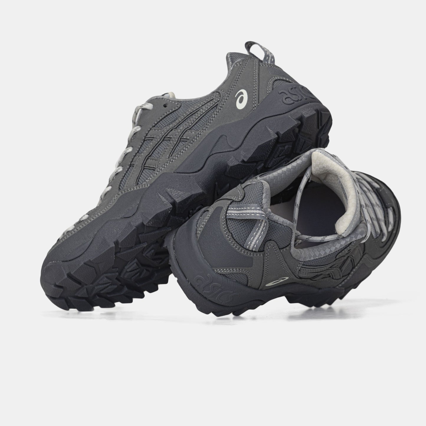 Asics Gel-Pickax Grey White