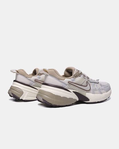 Nike V2K Runtekk Light Orewood Brown