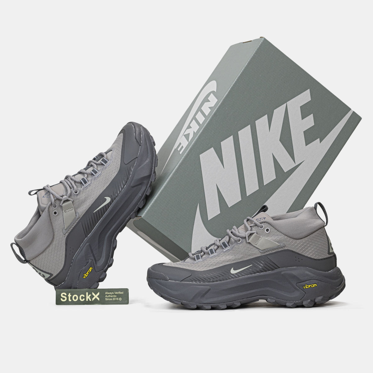 Nike ACG Zegama Vibram Gray